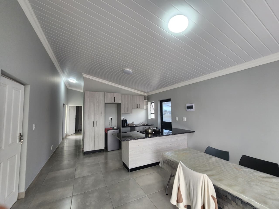 2 Bedroom Property for Sale in Pacaltsdorp Western Cape